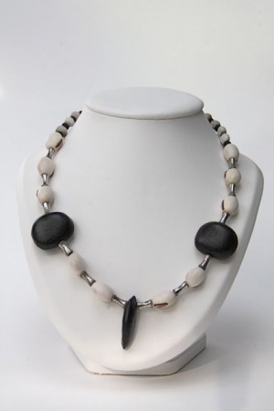 10. Huayruro wit € 35,00