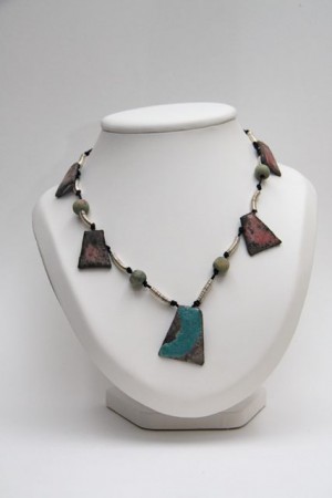 27. Raku € 25,00