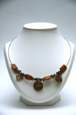 113. Porselein met lapis  25,00