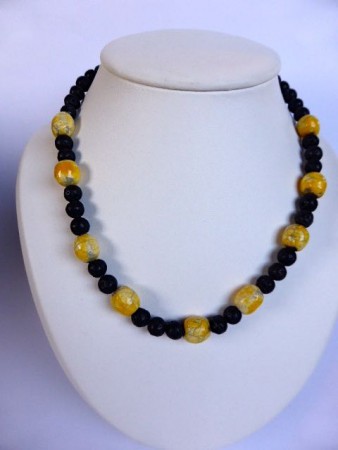 118.Raku kralen keramiek € 25,00